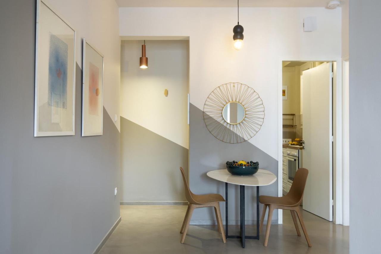 Little Gem 2 Mins From Acropolis Museum Apartment Athens Luaran gambar